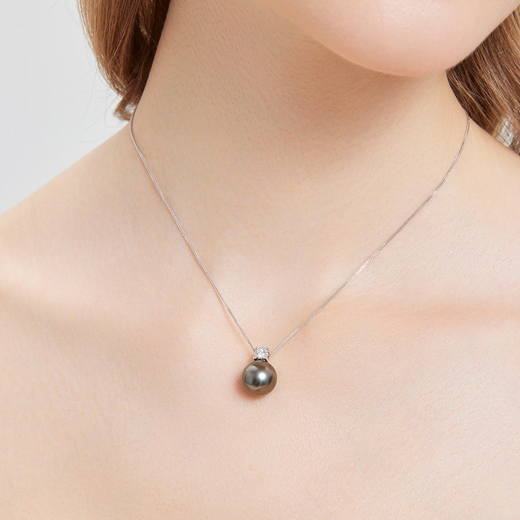 LAPRAFANY elegant Princess Diana natural sea water Tahitian black pearl pendant necklace 18K gold diamond single malachite green pendant 12-13mm specially selected black and green free 18K necklace