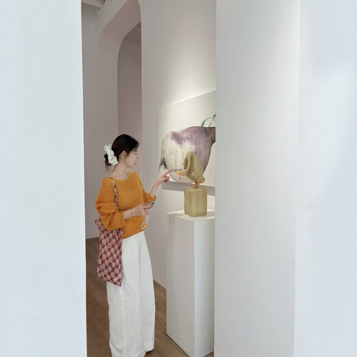 Su Yuwei pumpkin orange high-end lazy style v-neck sweater for women in autumn and winter sweet and soft waxy inner sweater to cover the butt top orange Follow the store - free shipping insurance XL (120-135Jin Jin is equal to 0.5kg)