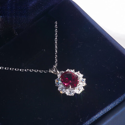 Natural pigeon blood oval ruby necklace for women PT950 platinum fashionable imitation diamond 2 carat pendant clavicle chain D-E/extreme white 2 carat LC/mirror flawless red diamond