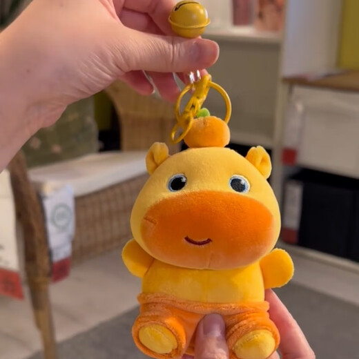 NOLIN Capybara Lulu Puppe Anhänger Expression Pack Plüschtier Puppe Anhänger Schlüsselanhänger Geburtstagsgeschenk Lächelndes Capybara + Weihnachtsbaumkleidung