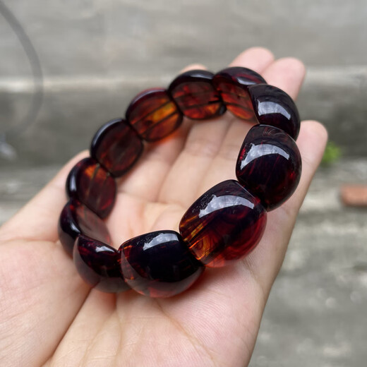 Yuze natural amber Polish blood amber hand row beeswax bracelet old type beads flat beads men and women gift box gift box
