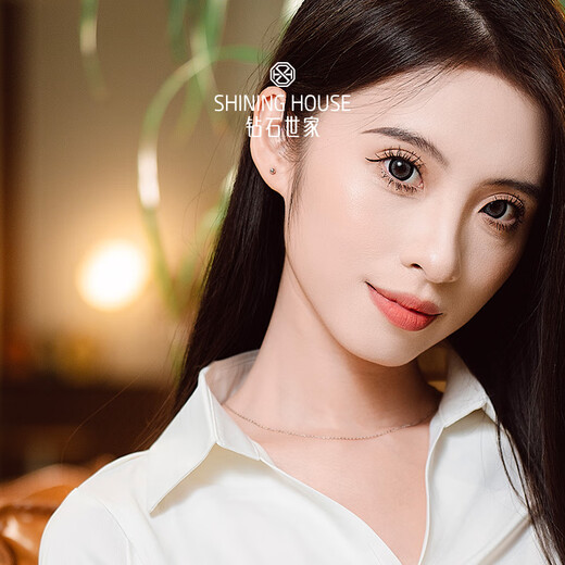 Diamond Family PT950 platinum necklace, platinum plain chain, O-shaped chain, versatile cross chain, clavicle chain, same style for men and women, simple, gold weight is about 1.23g 0.1