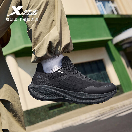 Xtep Backing Running Shoes Sports Shoes Men's Winter Waterproof Lightweight Shock Absorbing Rebound Anti-Slip Casual Jogging Shoes Black