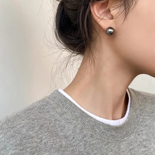 Tahitian black pearl earrings jewelry for women S999 silver needle Shijia round bright pearl earrings birthday gift Tahitian black 8mm pearls S999 sterling silver