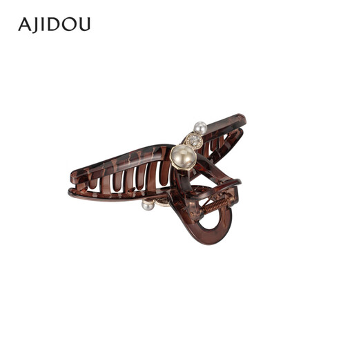 AJIDOU birthday gift Ajidou clip female pearl gentle goddess retro offline counter same style hair clip hair accessories black coffee color 1 piece set