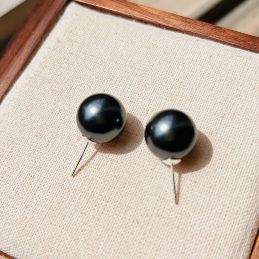 Tahitian black pearl earrings jewelry for women S999 silver needle Shijia round bright pearl earrings birthday gift Tahitian black 8mm pearls S999 sterling silver