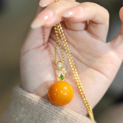 Nine-color cloud Russian material beeswax bead pendant clavicle chain retro fashion men's and women's sweater chain necklace pendant gift 18mm beeswax pendant