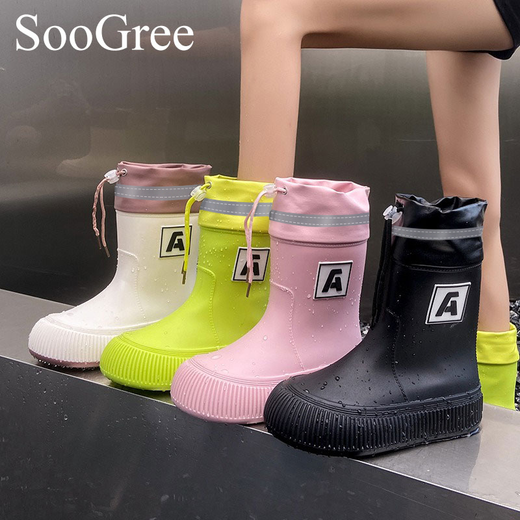 SooGree Bottes de pluie Couvre-chaussures de pluie imperméables à la mode Vêtements d'extérieur pour femmes Antidérapant Tube central Résistant à l'usure Ceinture souple Équipement de pluie Bottes de pluie GSW88214 Ceinture Bottes de pluie Femme Blanc cassé 38-39
