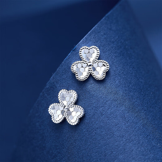 Meluxe clover Pt950 platinum earrings crushed ice platinum earrings birthday gift for girlfriend and wife about 1.55g