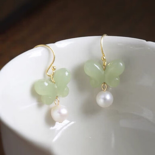 Pupan Lao Phoenix 9999 sterling silver new Chinese style butterfly pendant earrings small fresh exquisite temperament versatile earrings of the same style A pair of Lao Fengxiang of the same style