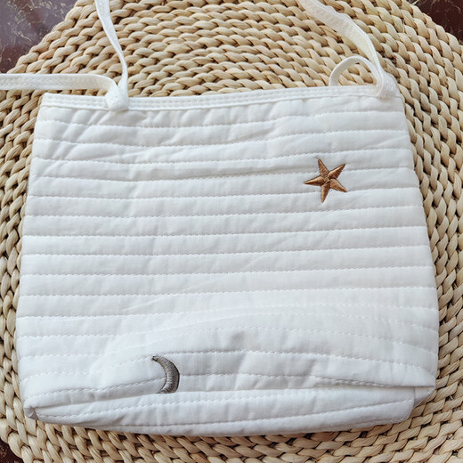 Storage hanging bag diaper diaper newborn clothing toy storage bag baby bedside storage hanging bag bag Huang Xingyue double pocket hanging bag (50*35cm)