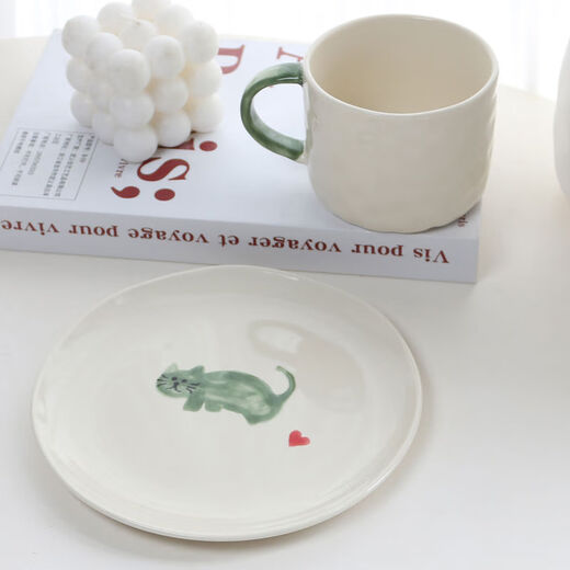 
Three-April Tiger Fresh Hand-painted Kitten Mug Household afternoon tea water cup office milk cup saucer set Green kitten tray 15906 small