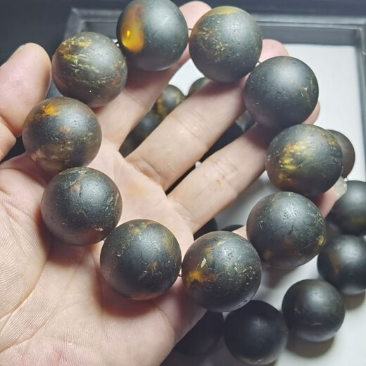 Oral ten-leaf natural medicine apothecary amber Buddha beads bracelet beeswax rosary beads genuine cultural toy for men and women apothecary amber cypress niche bracelets amber 19mm