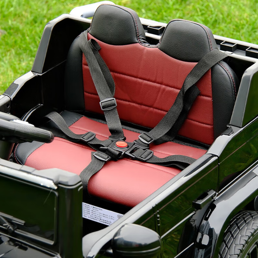 La voiture électrique pour enfants Little Jelly imite la voiture Mercedes-Benz Big G et peut être utilisée comme voiture parent-enfant. Une grande voiture jouet télécommandée peut être conduite. Noir + six roues motrices + siège en cuir + roues dures + batterie Chaowei 12V10A + gros paquet cadeau