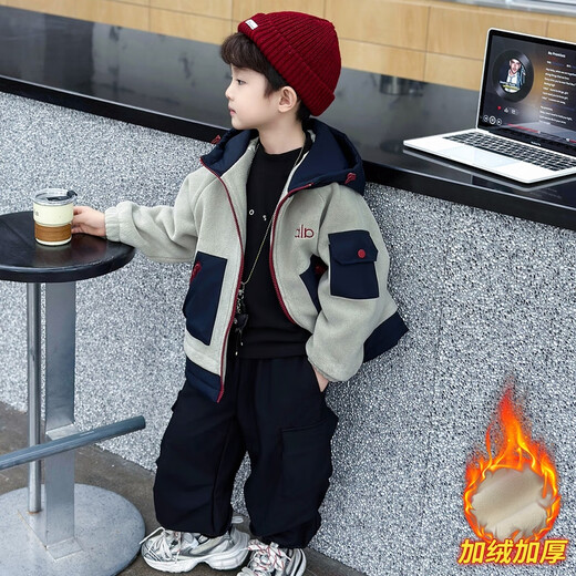 Boys' autumn and winter woolen sweaters, velvet thickened jackets, children's style jackets, 2025 new Austrian velvet tops, navy blue 120