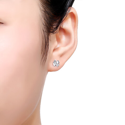 Saturday Fortune Four Leaf Clover PT950 Platinum Stud Earrings for Women PT093964 Pair About 1.3g Birthday Gift