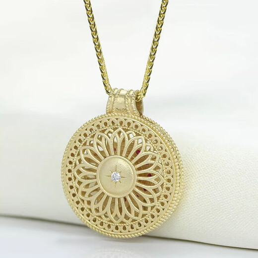 Ningfeng 18K gold natural pigeon blood ruby diamond pendant for women ancient compass rose sweater necklace pendant jewelry pendant