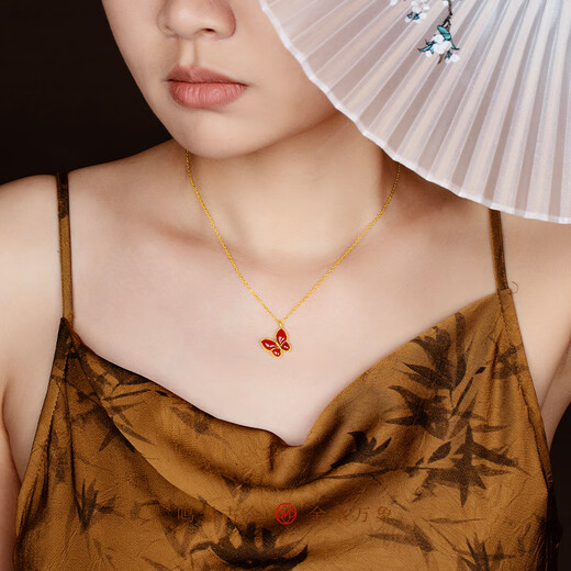 Mingzuan International 18K gold red agate butterfly pendant female au750 red agate material butterfly neckband birthday gift for girlfriend