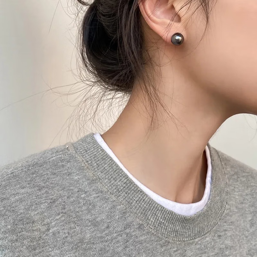 Tahitian black pearl earrings jewelry for women S999 silver needle Shijia round bright pearl earrings birthday gift Tahitian black 8mm pearls S999 sterling silver