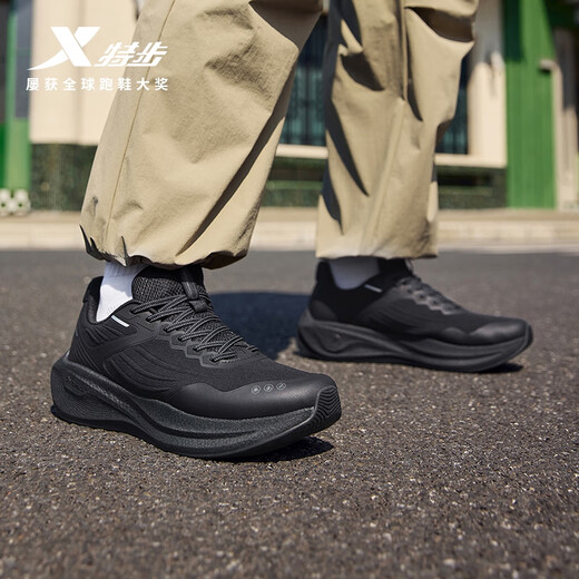 Xtep Backing Running Shoes Sports Shoes Men's Winter Waterproof Lightweight Shock Absorbing Rebound Anti-Slip Casual Jogging Shoes Black