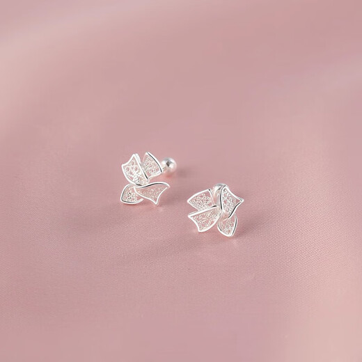 Bai Qixin Bow Earrings S999 Sterling Silver Silver Needle Hollow Earrings Women's Light Luxury Versatile High-end Fashion Ear Bone Nails Bow Earrings Pair