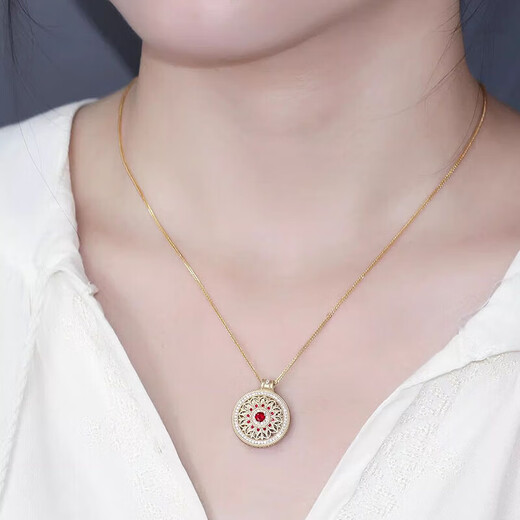 Ningfeng 18K gold natural pigeon blood ruby diamond pendant for women ancient compass rose sweater necklace pendant jewelry pendant
