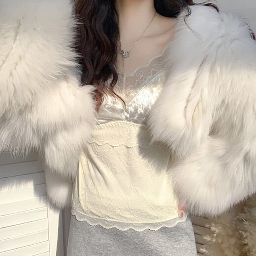 MODX French light luxury sexy velvet lace vest for women 2025 new autumn and winter sweater with suspender top khaki shipped within 15 days M L recommended 80-120Jin Jin equals 0.5 kg