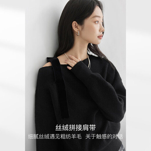 Dialogue (DUIBAI) Korean style oblique shoulder knitted sweater for women 2025 winter new style velvet lace design unique temperament top Quiet Black S