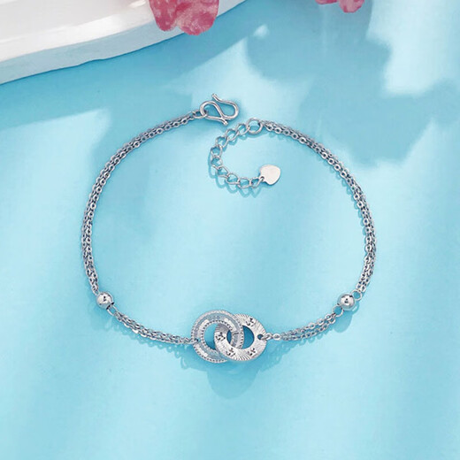 Lao Fengxiang platinum solid double-layer adjustable interlocking fish scale imitation diamond geometric double-ring bracelet platinum jewelry white gold approximately 4.82g