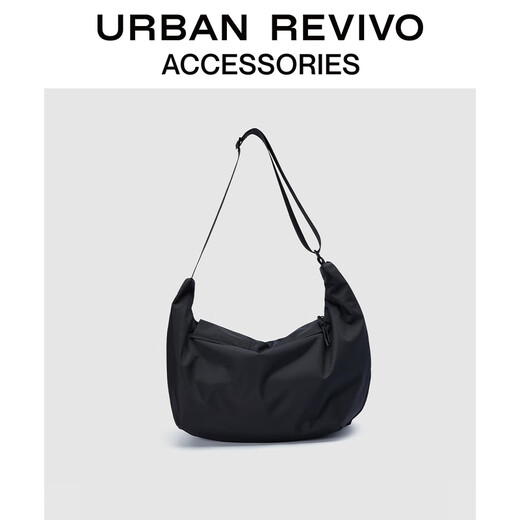 URBAN REVIVO2025秋季新款女户外休闲大容量斜挎包UAJB50015 黑色