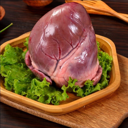 Whole pig heart boxed fresh frozen pig heart whole pig heart pig offal raw pork barbecue ingredients pig heart 400g/box