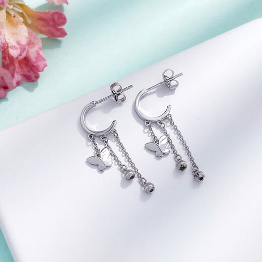 Lao Fengxiang platinum ear hook pt950 alliance butterfly dancing earrings as a birthday gift for girlfriend and wife platinum jewelry platinum about 3.64g