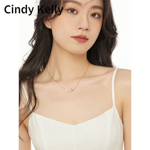 Cindy Kelly light luxury niche silver necklace, versatile, heart-shaped clavicle chain, high-end, birthday and New Year gifts for girls and girlfriends, rose gold, practical and high-end for wives and girlfriends