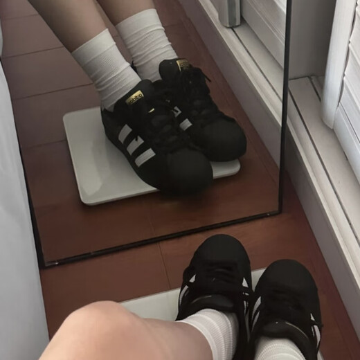 Adidas Superstar carbon black and white low-top retro sneakers Park Caiying EF5398 EG4959 white EG4958 adult 36.5