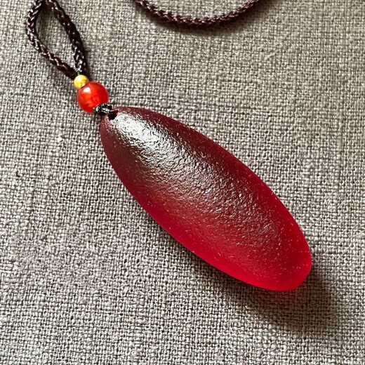 Zhou Runxi first-class Xinjiang Korla Desert meteorite blood meteorite burgundy energy stone niche meteorite raw stone pendant red meteorite pendant