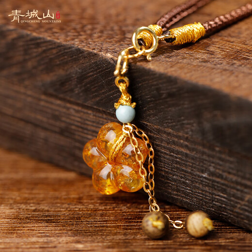 Qingcheng Mountain natural Russian material amber round bead pendant beeswax large single bead amber flower pendant diy single bead universal chain for women 17mm amber round bead pendant (excluding rope) has been fragrant