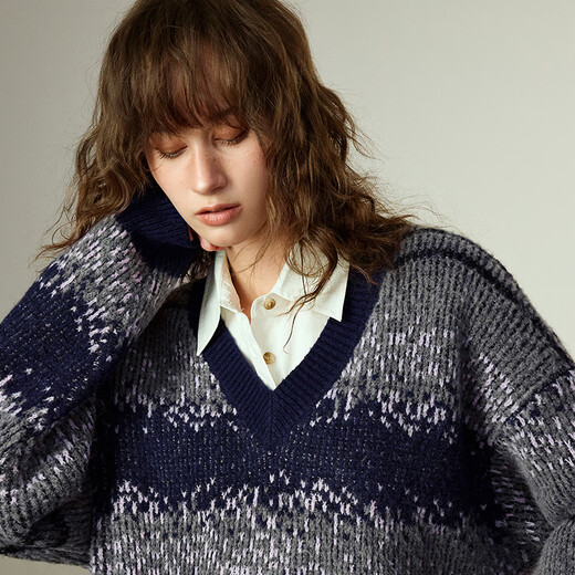 Chuyu Imitation Cow Velvet Sweater Women's 2025 Winter New Fair Isle Jacquard Loose Mid-Length Top Navy Gray M