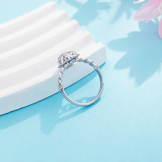 Laofu gold platinum hollow live mouth Fulu double to chain art arm fish scale gourd mother lover's birthday Mid-Autumn Festival gift arm fish scale gourd ring (about 3.7g)