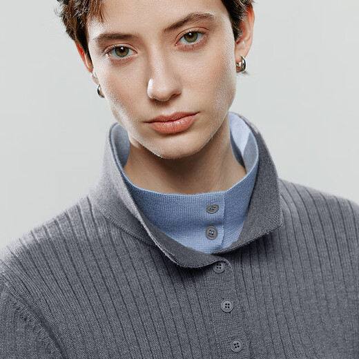 
Chuyu Sweater Women's 2025 Autumn New Contrast Color Spliced ​​Fake Two-Piece Australian Silk Cotton Wire Knit Top Gray M