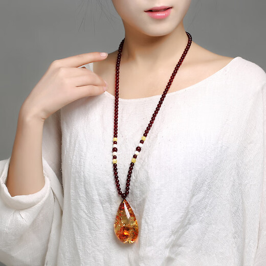Chengyuanxiang CREORISETIN natural 5A water purified amber drop pendant sweater chain raw mineral beeswax amber necklace pendant women's original stone two-color blood amber bead chain style