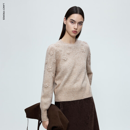 Langzi round neck French retro pullover sweater fashionable temperament commuter style sweater for women 2025 winter new style champagne beige S