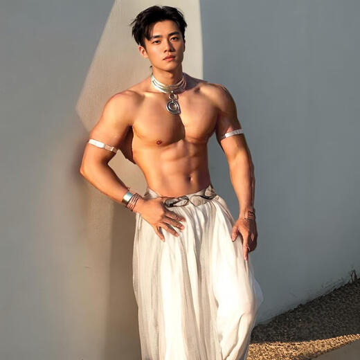 Men's antique Hanfu jewelry, ancient Dunhuang uniform style, muscular male Buddha necklace, silver bracelet armband, trendy silver thong 2.2-2.6 feet