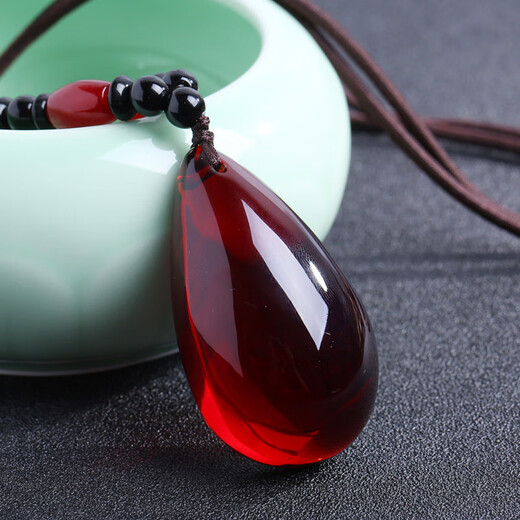 Xiyinfu natural blood pool water drop pendant beeswax safe brand pendant for men and women ethnic style amber necklace sweater chain accessories blood amber square card pendant + lanyard