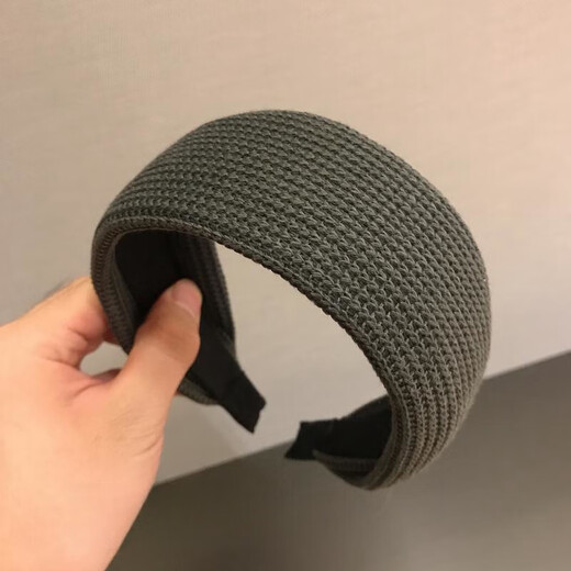 Zhao Liying's same style gray hair hoop for women 2025 new high-end hair bundle autumn and winter hairpin woolen wide edge knitted hair accessories knitted hair hoop gray - 1 piece