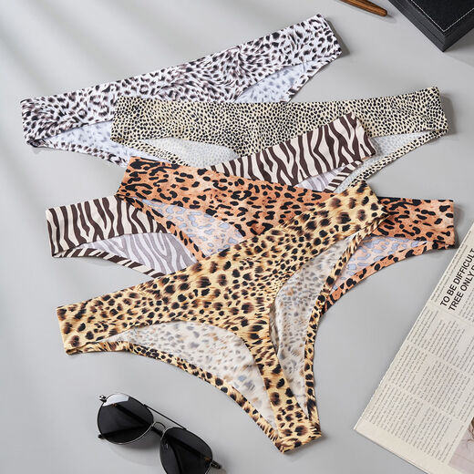 Royal sister-like men's sexy leopard print ice silk thong low-waisted thin and traceless underwear summer breathable single layer convex bag transport Huangbao M weight 90110Jin Jin is equal to 0.5kg one size