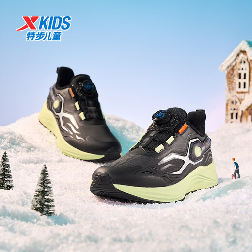 XTEP Children's Shoes Children's X Mecha-Rocket Shoes Knob Buckle Running Shoes Winter Plush Cotton Shoes Black/Jelly Green 33