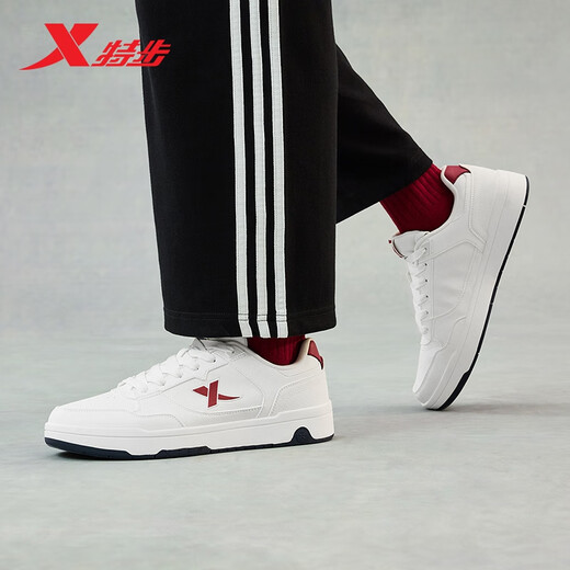 Xtep men's shoes, sneakers, board shoes, men's winter warm, non-slip, wear-resistant 2025 new white shoes, casual shoes for students