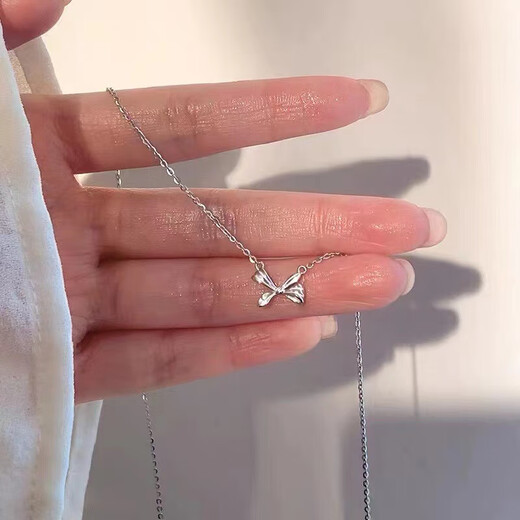 S999 sterling silver bow necklace for women, versatile, light luxury, niche design, clavicle chain style, Chinese Valentine's Day gift for girlfriend 1071DZ-Platinum-s999 pure silver