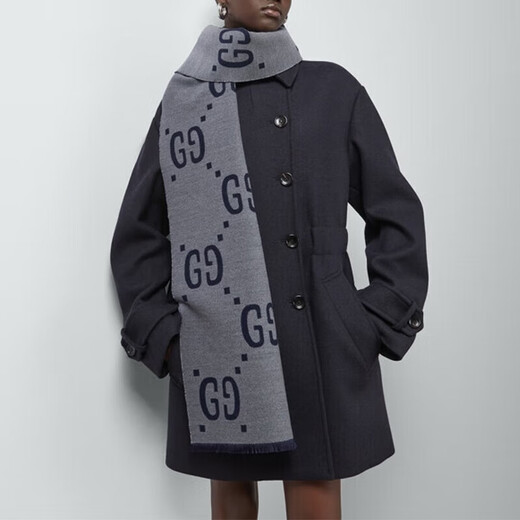 Gucci (GUCCI) scarf double G pattern jacquard wool dark and light color double-sided scarf couple model 190x35cm New Year gift light gray/dark blue 495592 4G350 4063