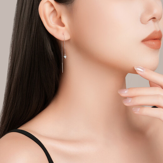 Trendy Acer Platinum Love PT950 platinum ear wire women's earrings as a birthday gift for girlfriend, priced at about 0.5g per pair